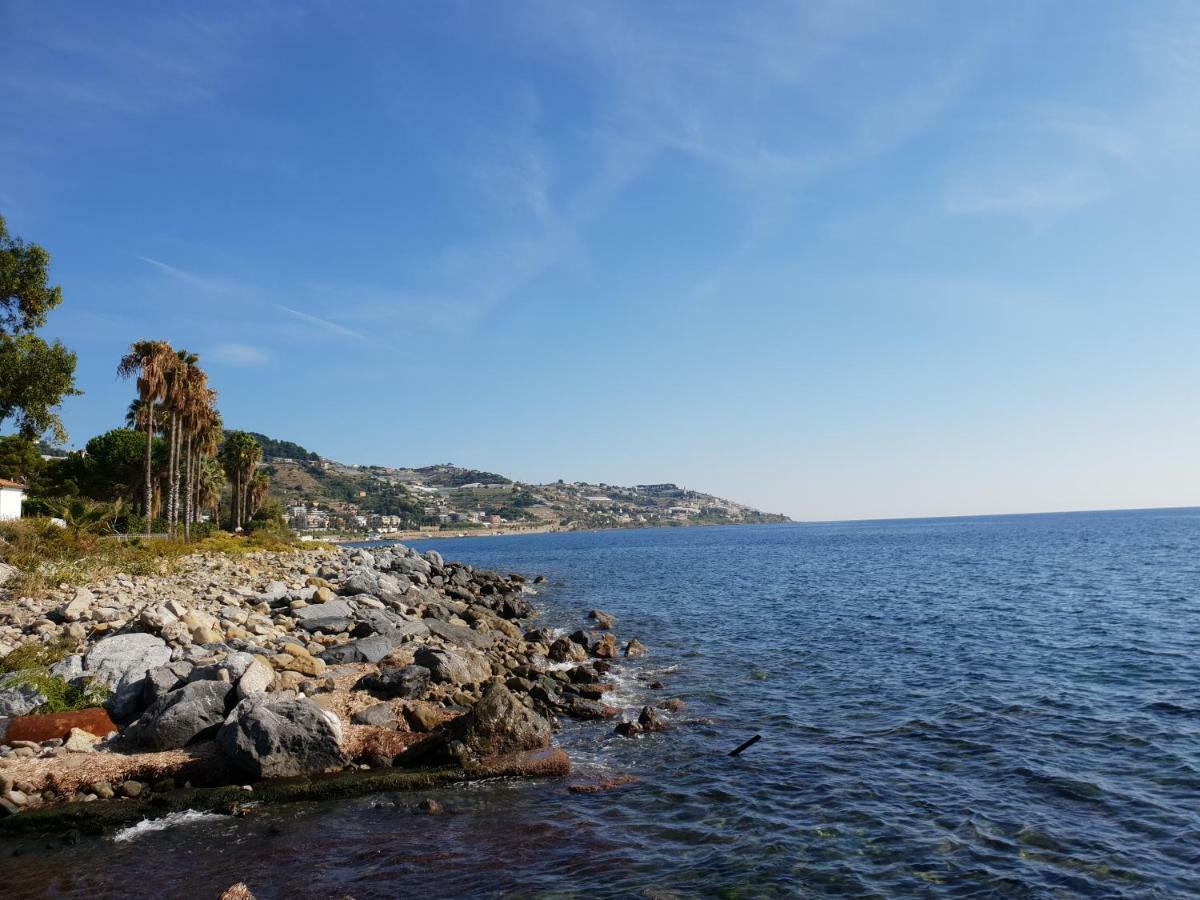 Casa Dell Amore 3 San Remo Buitenkant foto